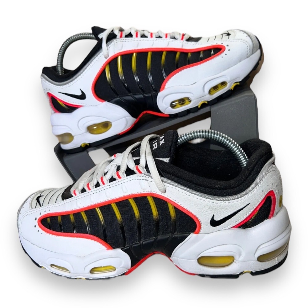 Nike Air Max Tailwind IV GS Youth 6 White Black Crimson BQ9810-105 Sneakers